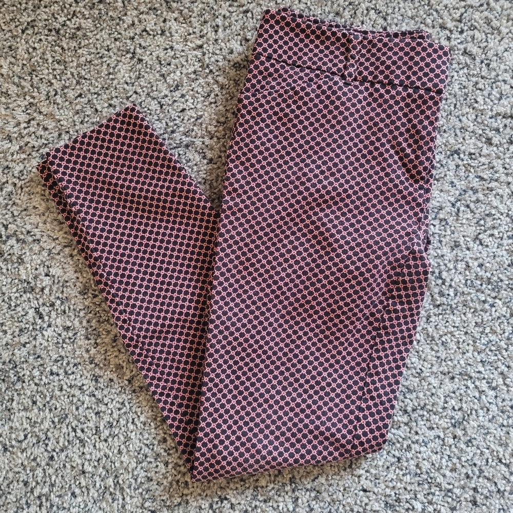 SOLD - New York & Company Stretch Print Pants